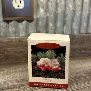 Hallmark - Keepsake Ornament - Cat Naps - Clip On - 1995 - VINTAGE